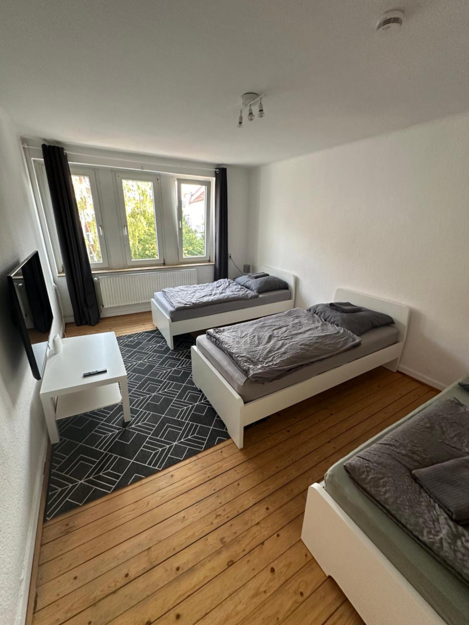 Doppelbett Unterkunft Vahrenwald-List Hannover Exterior photo